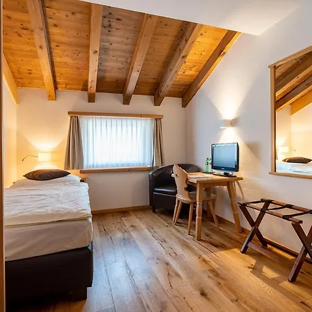 Saluver Hotel